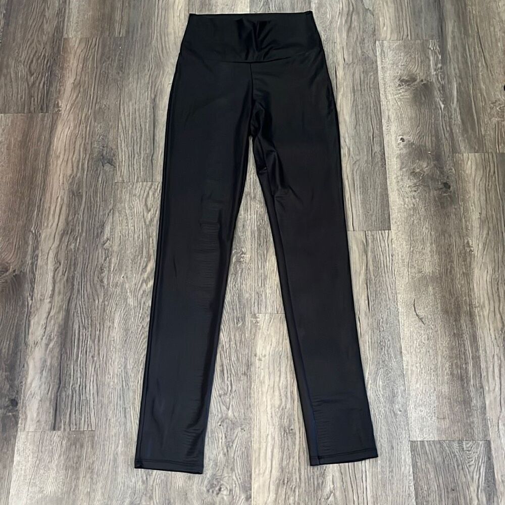 CY Fashion Black Snake Skin Faux Leather Leggings Small - Picture 2 of 6